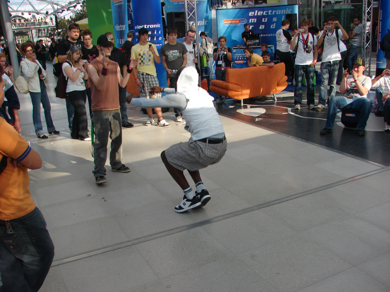 Illustration for article titled And Then They Started Breakdancing...